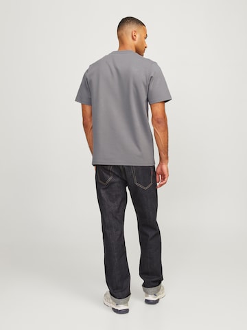 R.D.D. ROYAL DENIM DIVISION Koszulka 'Luca' w kolorze szary