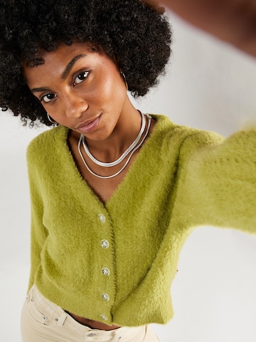 LEVI'S ® Плетена жилетка 'Billie Jean Cardigan' в зелено