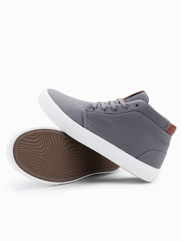 Ombre High-Top Sneakers in Grey