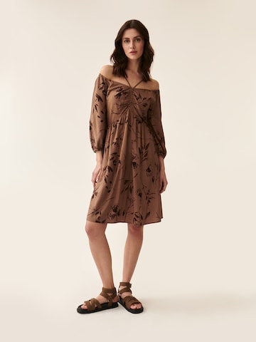 Robe 'PALMIKA' TATUUM en marron