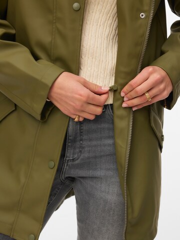 VERO MODA Демисезонная куртка 'VMMalou' в Зеленый