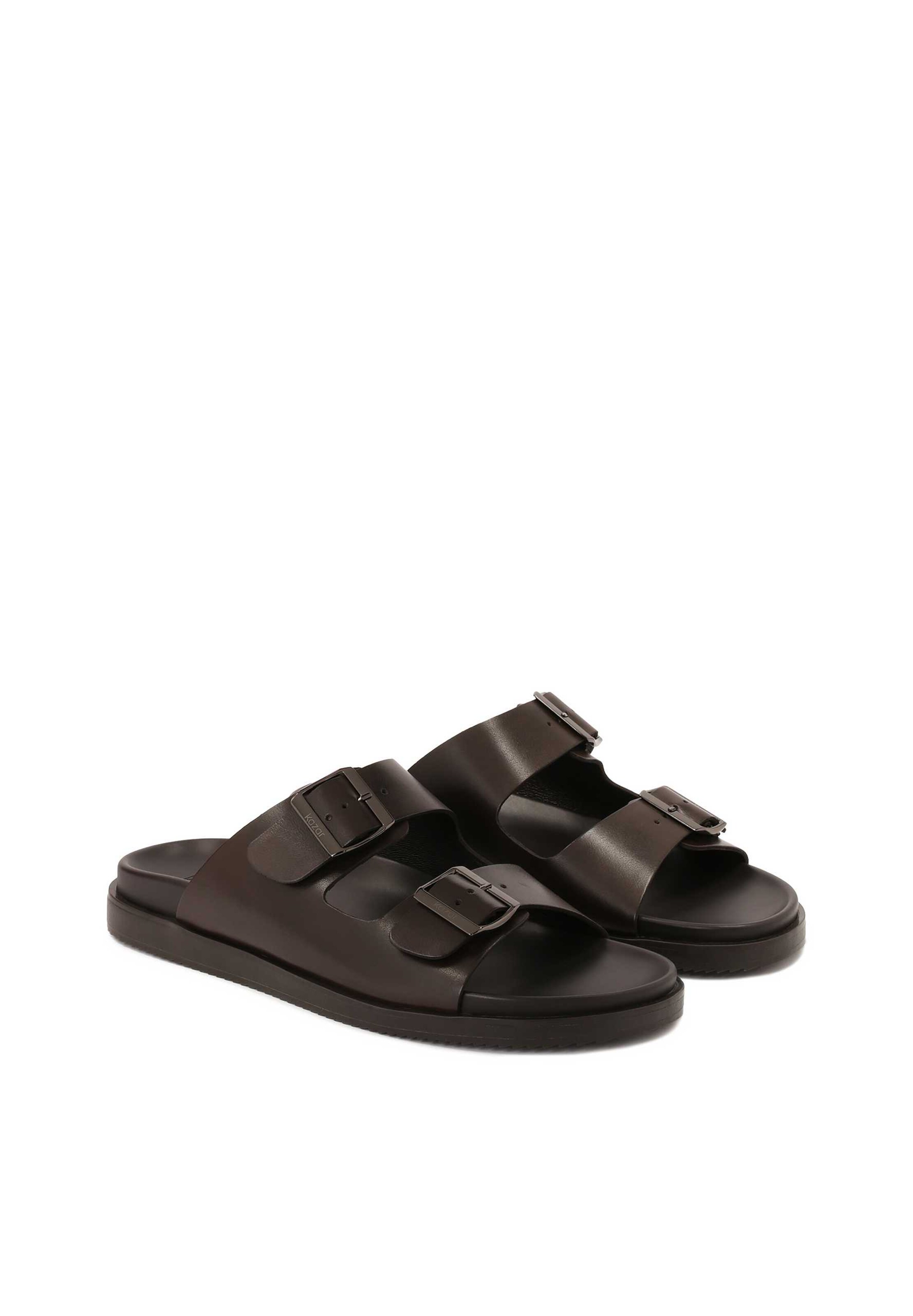 Kazar Muiltjes in Bruin