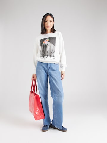 ONLYSweater majica 'HANNA' - bijela boja