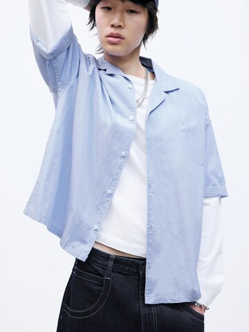 Pull&Bear Comfort fit Button Up Shirt in Blue