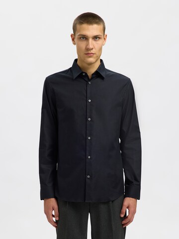 SELECTED Slim fit Button Up Shirt 'SLHCLARK' in Black: front
