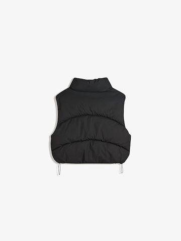 Bershka Mellény - fekete