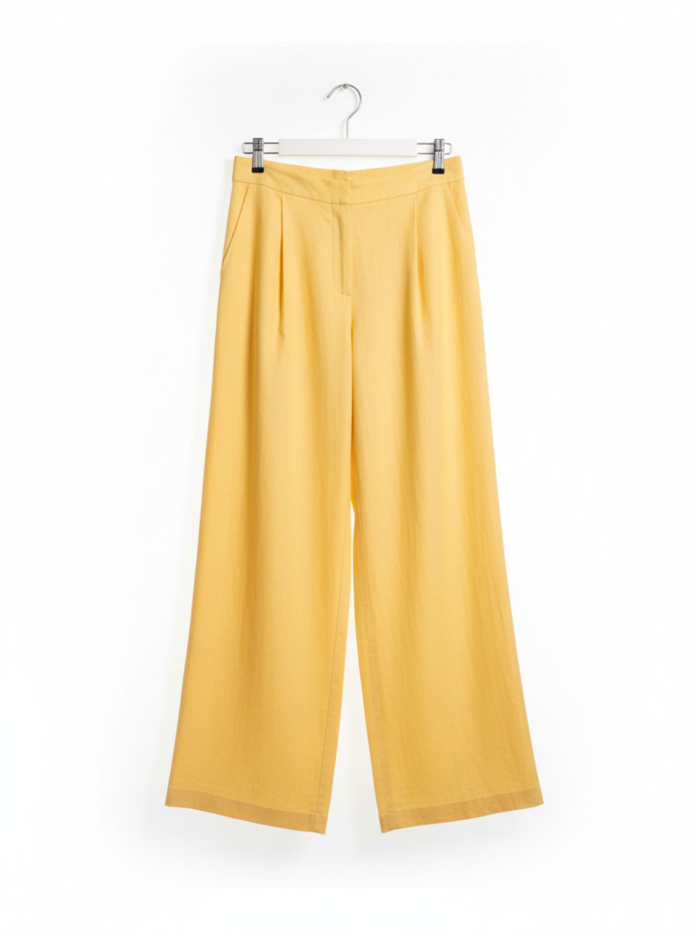 WEARABLE STORIES Wide leg Pants 'Philine' in Yellow: front