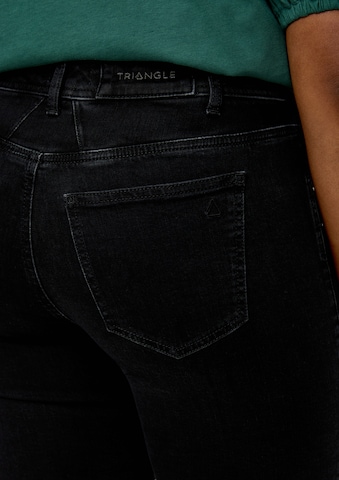TRIANGLE Slimfit Jeans in Zwart
