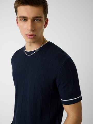 GUESS T-Shirt in Blau