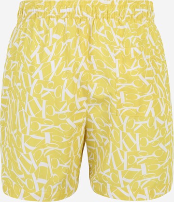 Calvin Klein Swimwear Plavecké šortky – žlutá