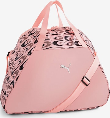 PUMA Sports Bag in Pink: front