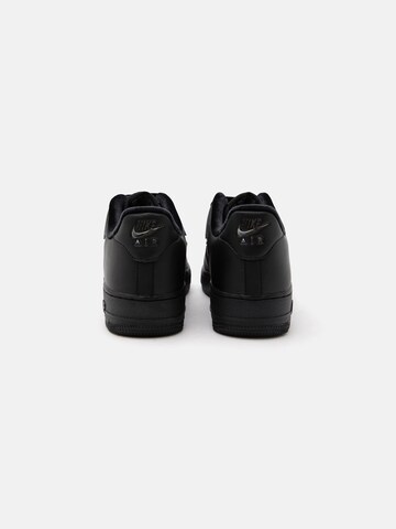 Nike Sportswear Sneakers laag 'AIR FORCE 1 '07' in Zwart