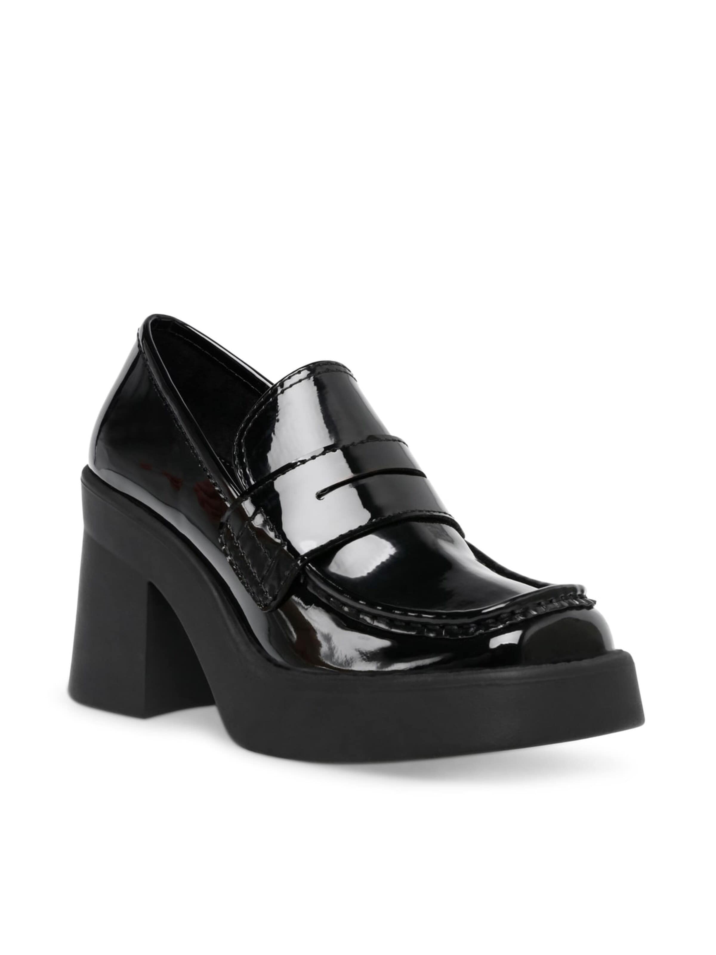 STEVE MADDEN Mocassins in Zwart: voorkant