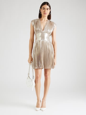 Banana Republic - Vestido de gala en beige