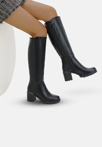 Elara Boots in Black