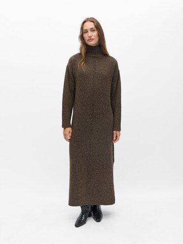 Robes en maille 'OBJJuno' OBJECT en marron : devant