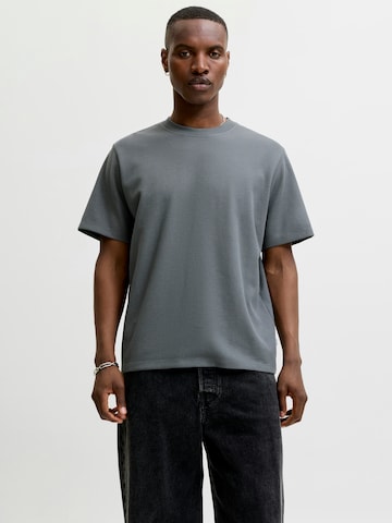 JACK & JONES Тениска 'JJEAustin' в сиво: отпред