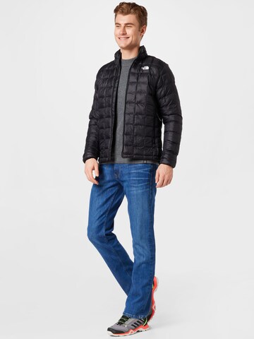 Geacă outdoor de la THE NORTH FACE pe negru