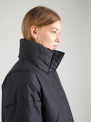 ESPRIT Winter Coat in Black