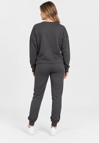 Elara Set in Grey