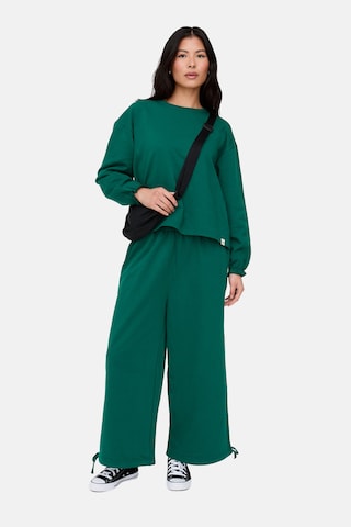 Turtledove London Sweatshirt 'Ivy' in Grün