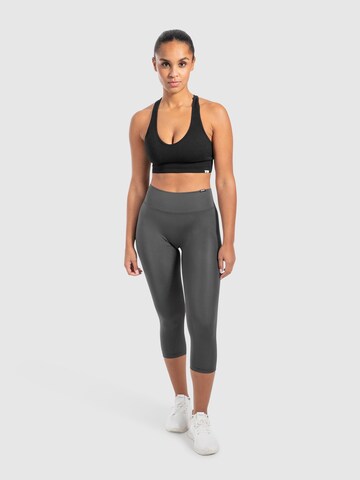 Smilodox Skinny Sports trousers 'Mirella' in Grey