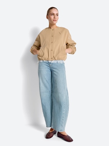 Veste mi-saison Rich & Royal en beige