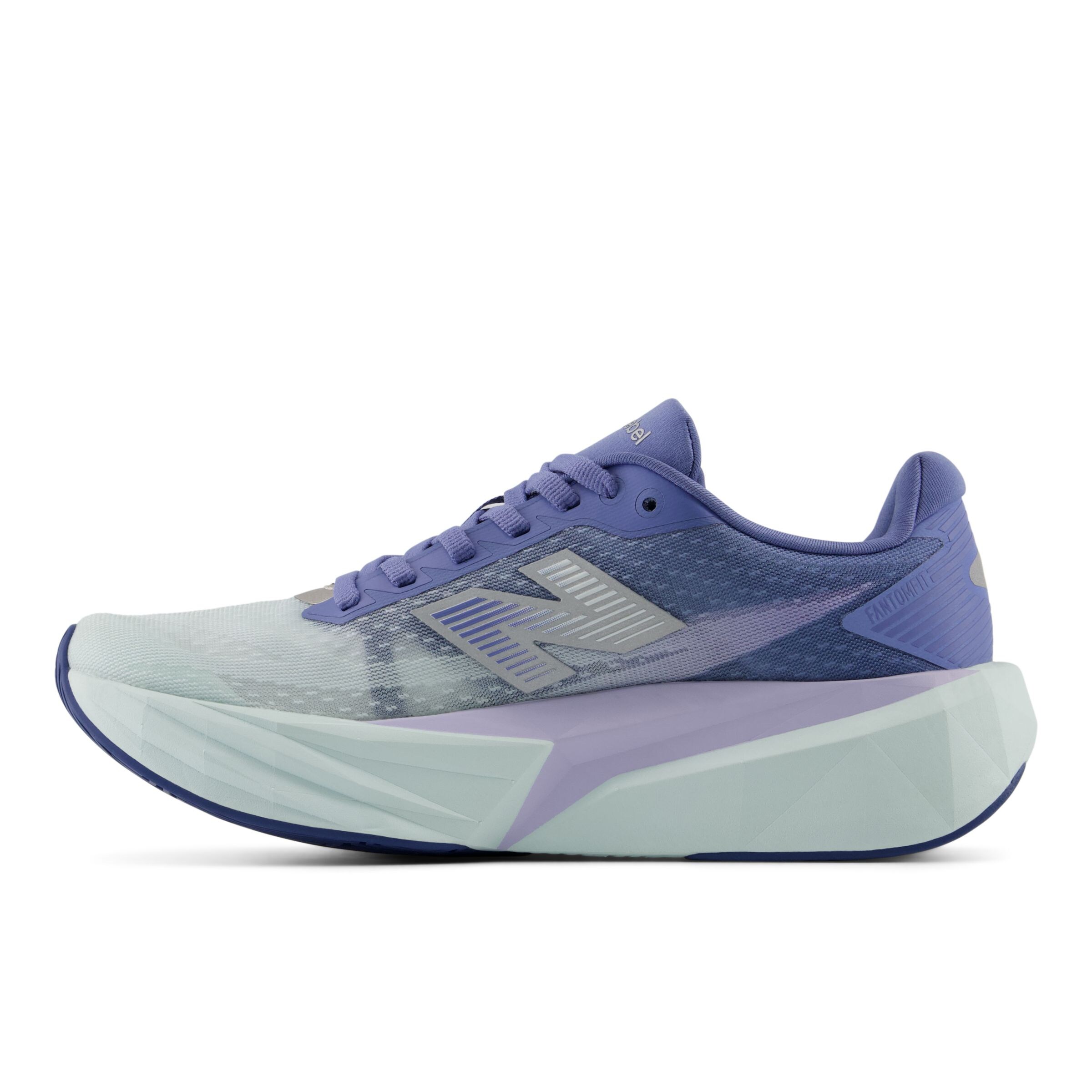new balance Chaussure de course 'FuelCell Rebel v5' en bleu / bleu cyan / bleu clair, Vue avec produit