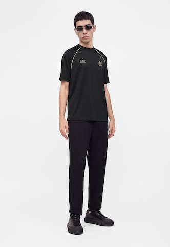 EA7 Emporio Armani Λειτουργικό μπλουζάκι σε μαύρο