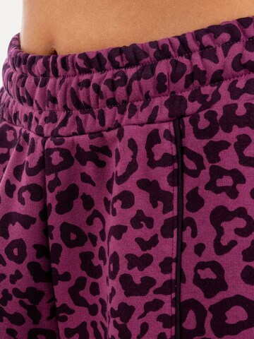 Smilodox Loose fit Trousers in Purple