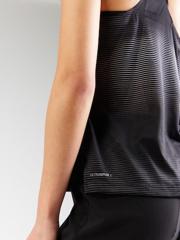Haut de sport 'ULTRASPUN' PUMA en blanc