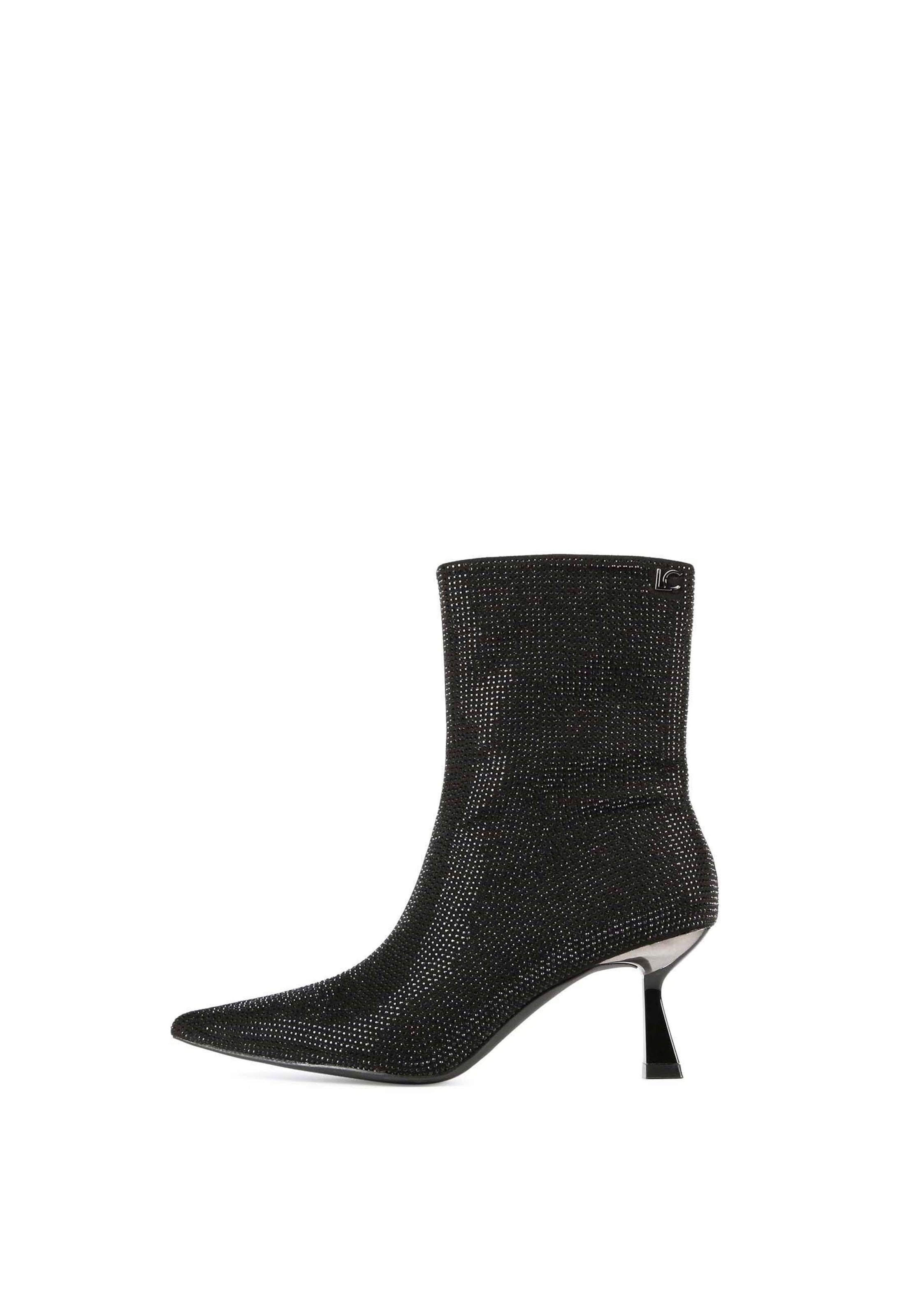 Lola Casademunt Ankelboots i svart: framsida