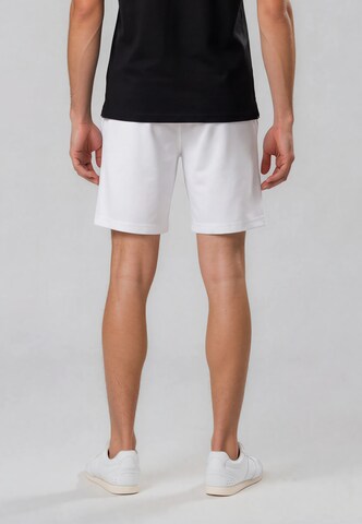 Sergio Tacchini Loose fit Trousers 'Rob 024' in White