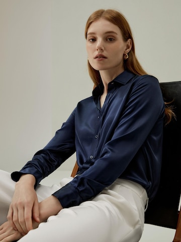 Lilysilk Bluse‌‌‌‌‌‌‌‌ in Blau