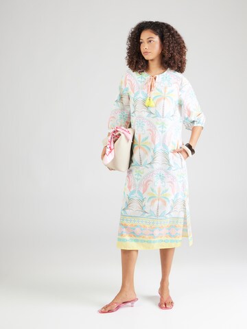 Emily Van Den Bergh - Vestido en blanco: frente