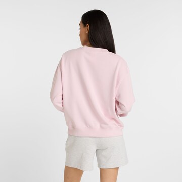Sweat-shirt 'Essentials' new balance en rose