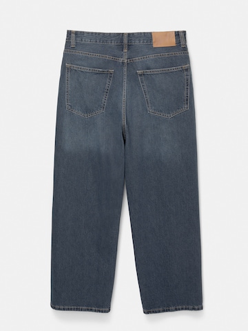 Pull&Bear Baggy Jeans in Blauw