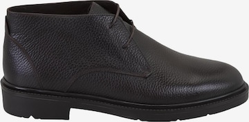 Desa Chukka boots 'Spitze' in Brown: front