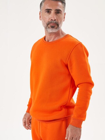 LOUIS LECLER Sweatshirt 'Carter' in Rood