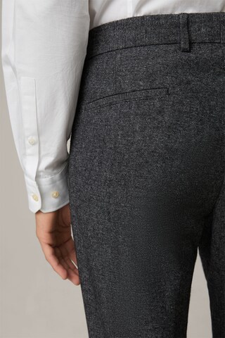 STRELLSON Slim fit Pleated Pants 'Till' in Grey