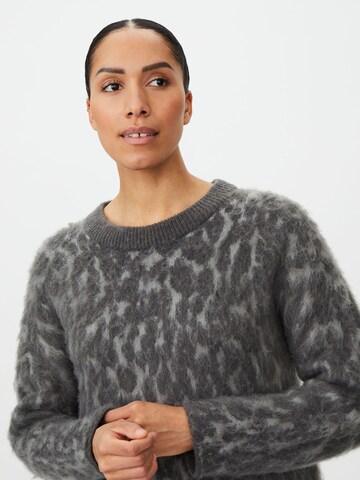 Pull-over Masai en gris