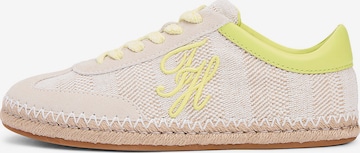 Baskets basses 'Heritage' TOMMY HILFIGER en beige : devant