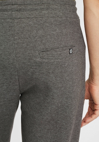 !Solid Regular Sweatpants 'Telmo' in Grau