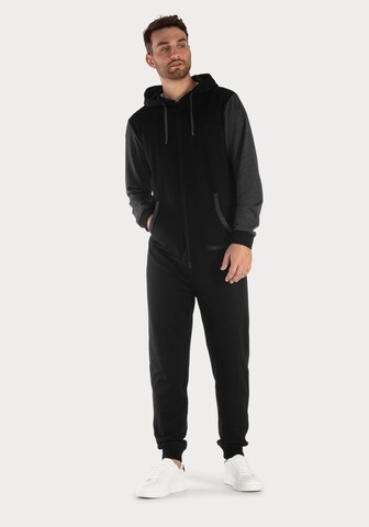 BENCH Leisure suit in Black