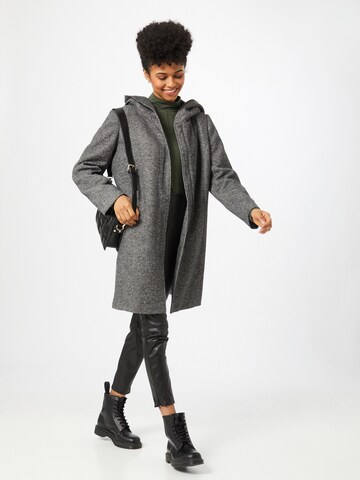Vero Moda Curve Between-Seasons Coat 'DONA' in Grey