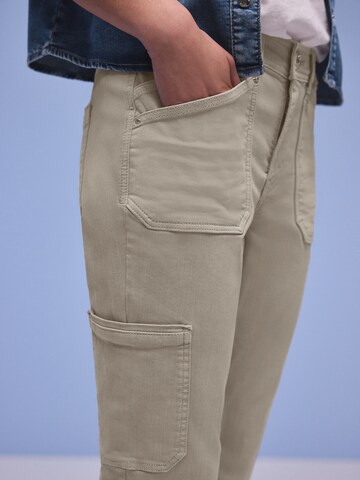 STREET ONE Конический (Tapered) Джинсы 'Charlie' в Бежевый