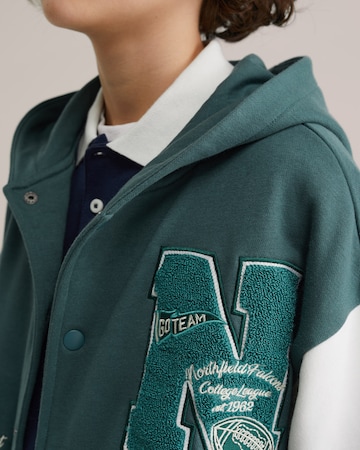 zaļš WE Fashion Starpsezonu jaka