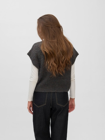 Cardigan 'VMIngrid' VERO MODA en gris