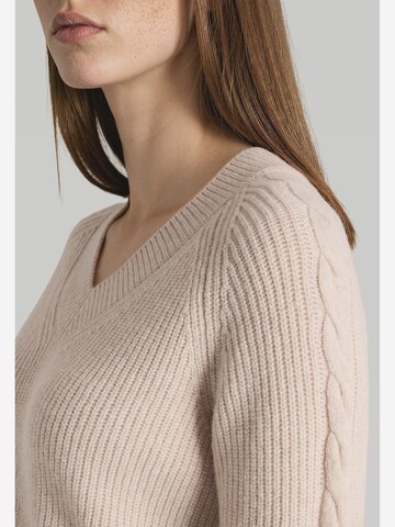 MAERZ Muenchen Sweater in Beige: side