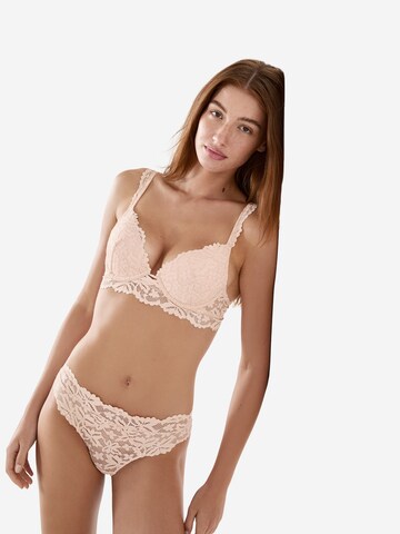 Slip di ETAM in rosa